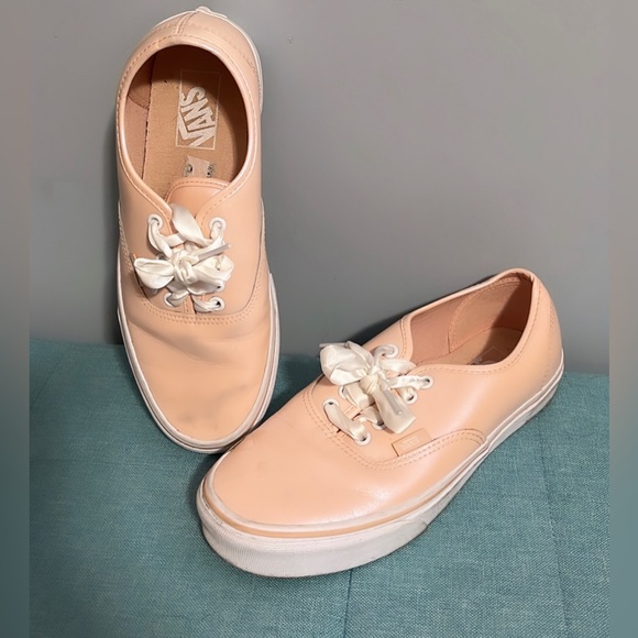 EUC Vans Shoes - Picture 1 of 1